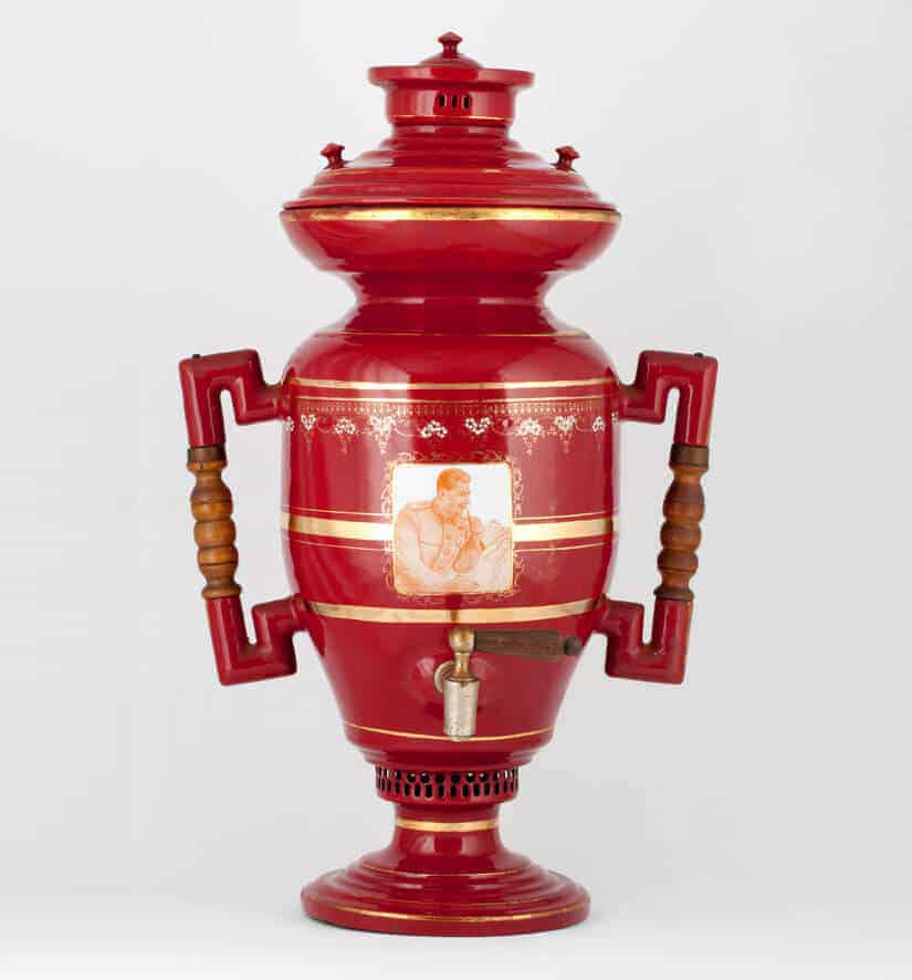 kb-531-samovar-emalirovannyj-krasnaya-emal-musei-samovarov